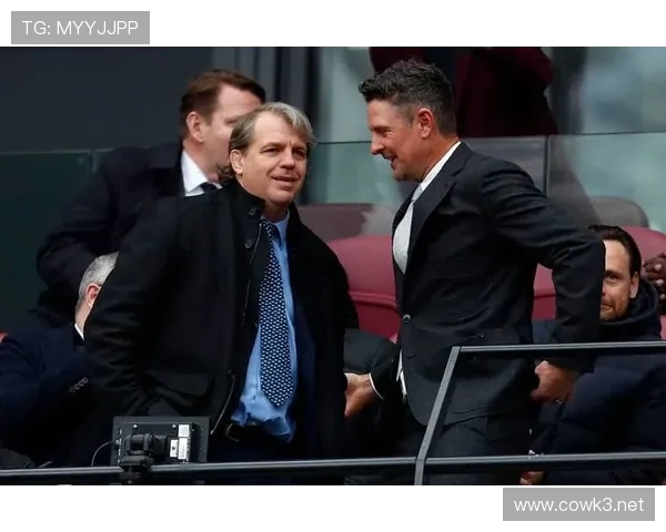 恩佐与巴尔韦德：中前场全能角色与战术价值的深度对比