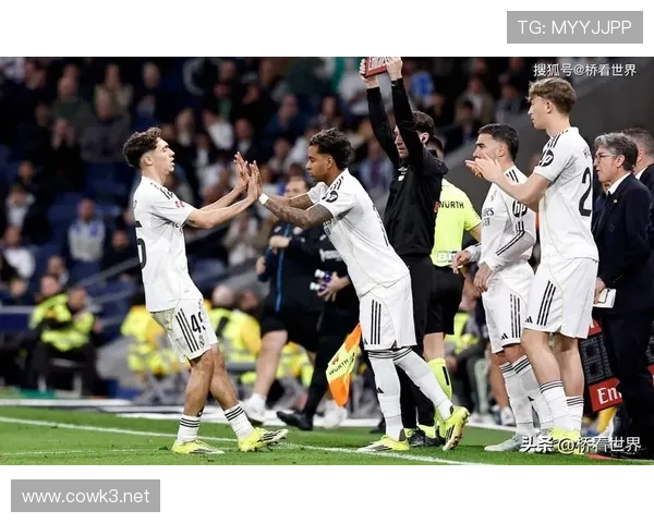 皇马关键比赛表现波动,稳定性承压影响争冠形势 皇马关键比赛表现波动,稳定性承压影响争冠形势